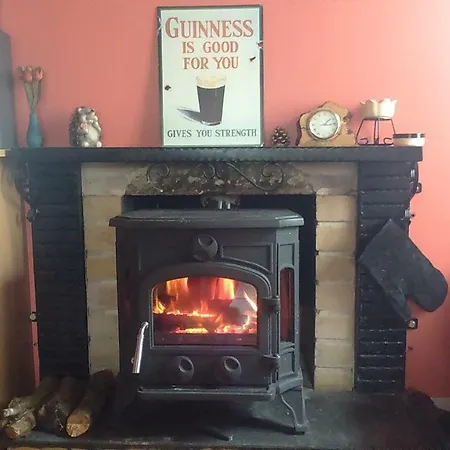 Cosy Lakeside John's Hollow Headford