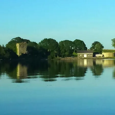 Cosy Lakeside John's Hollow 펜션 Headford
